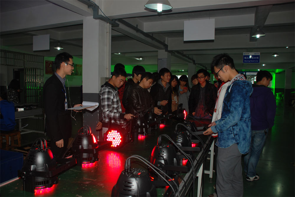 ������ýʦ���ٷò������� У��������д��ƪ