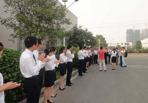 �Ϻ����ݳ���ҵЭ��ר����ݰ�ٲ���������ҵ����ָ������