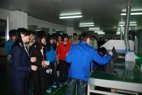 �ҹ�˾����ְԱΪͬ���ǽ�˵LED������������