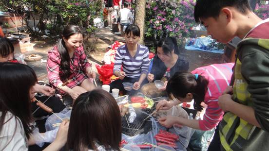 �������ʮ����Ͻ��տ��˶�