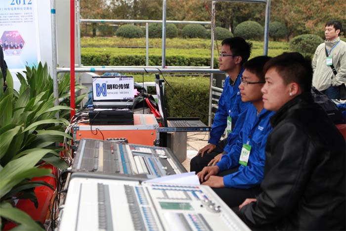 ��600ƽ���׸���LED�������������пƽ��᳡�ݣ�������������ȫ�Ӿ���������