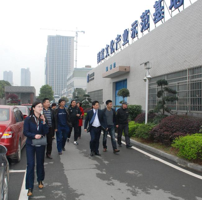 ����ʡ����ѧ��ר����һ��ݰ����˾����