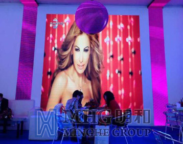 ����ѹ����LED��