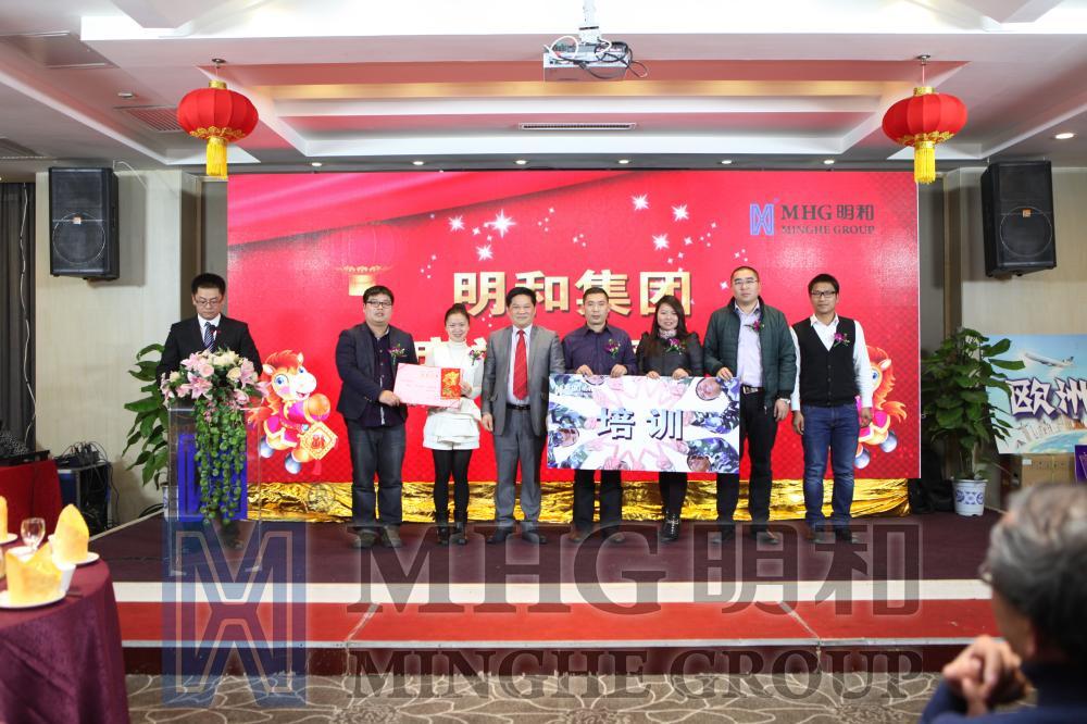 �����Ŷ�֮���������ʴ�ý���ŶӺ�Ӱ