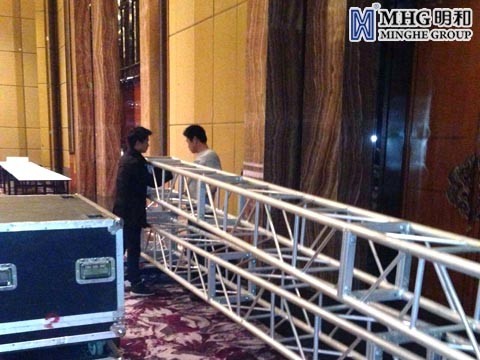 ��̨����