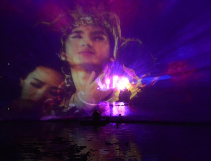 ����3Dʵ��ˮ���㡶¡�ﴫ�桷