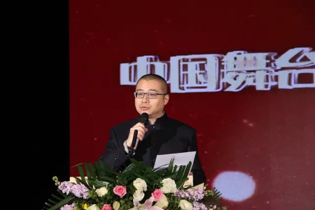 �й�����ѧ��᳤�����´�